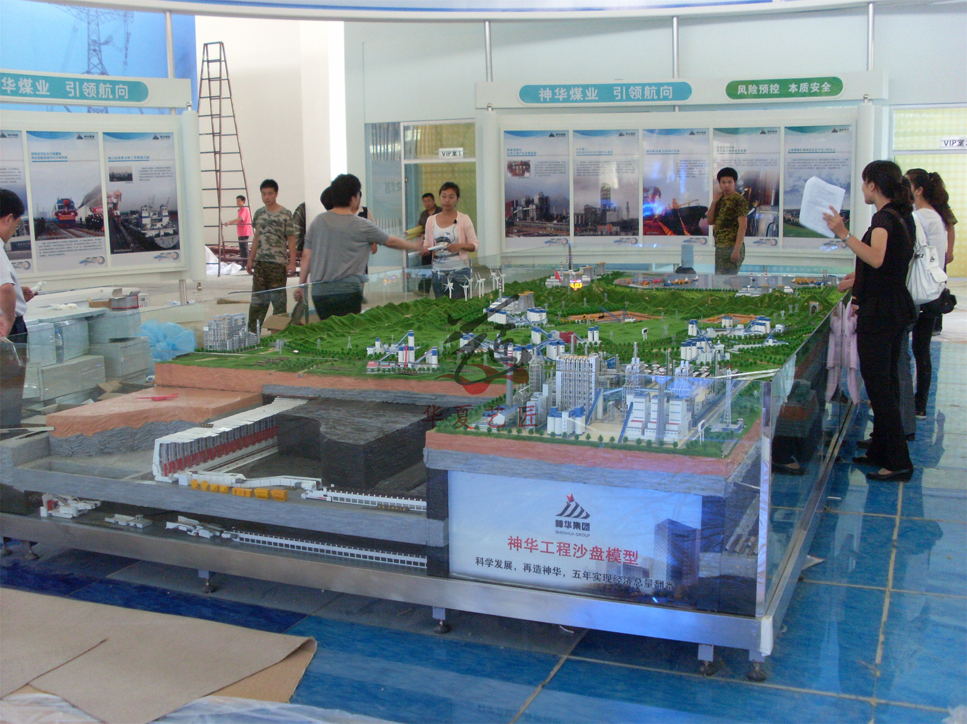 煤礦開采仿真模型、采煤機(jī)動(dòng)態(tài)模型、礦山井下模型 (9).jpg